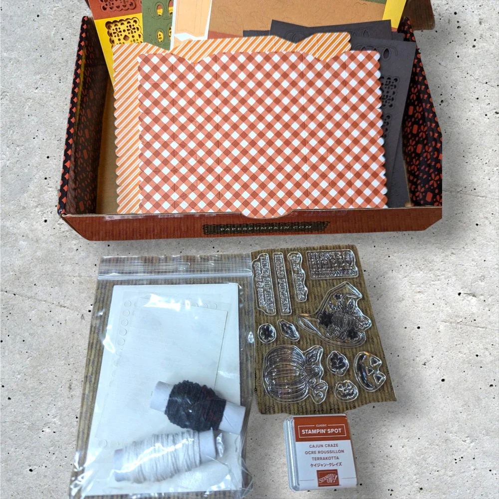 STAMPIN' UP! Paper Pumpkin Kit Hello Pumpkin September 2020 NEW 155315 Treats